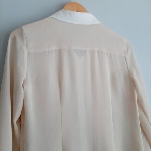 SUPERTRASH Light Blush Cream Button Down Top Sz 34 XS - Picture 9 of 16